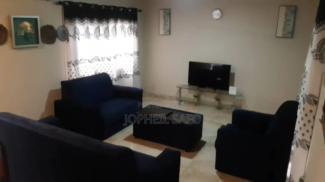 Furnished 3bdrm Townhouse/Terrace in Hfc Batsoona, Baatsona Total