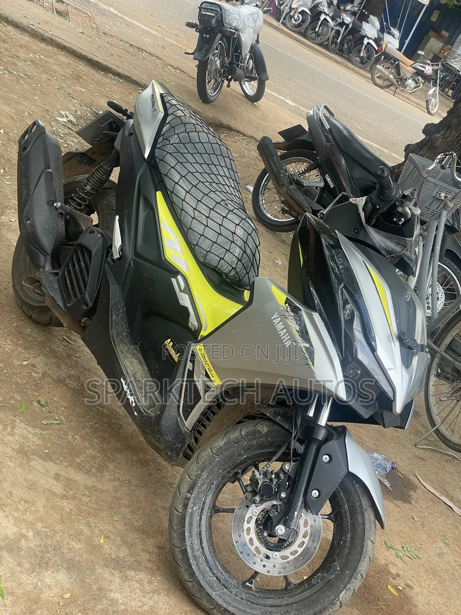 Yamaha 2025 Gray