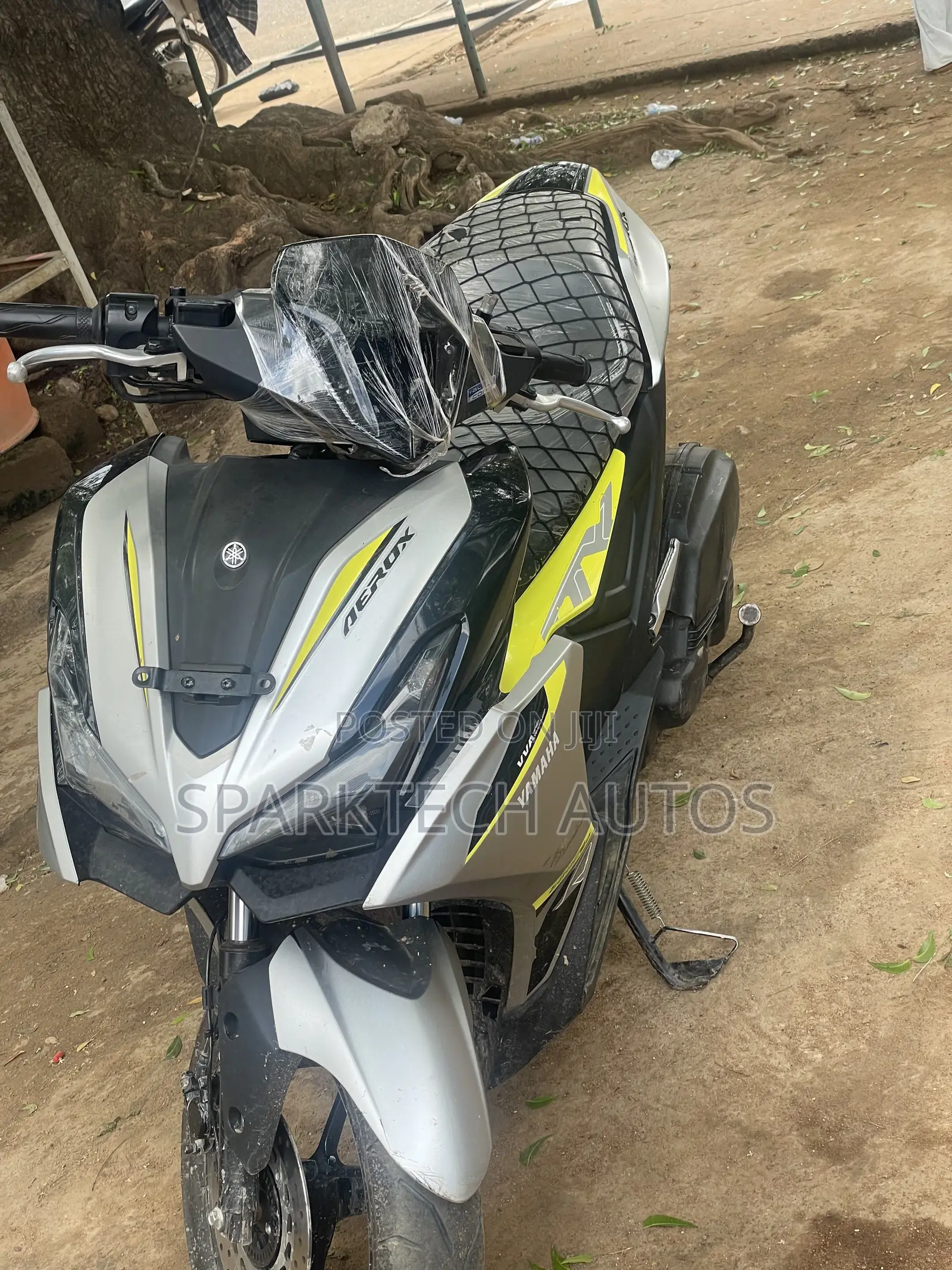 Yamaha 2025 Gray