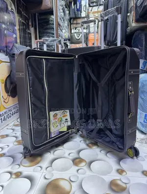 Premium Quality 3set Fiber Leather Box Luggage.