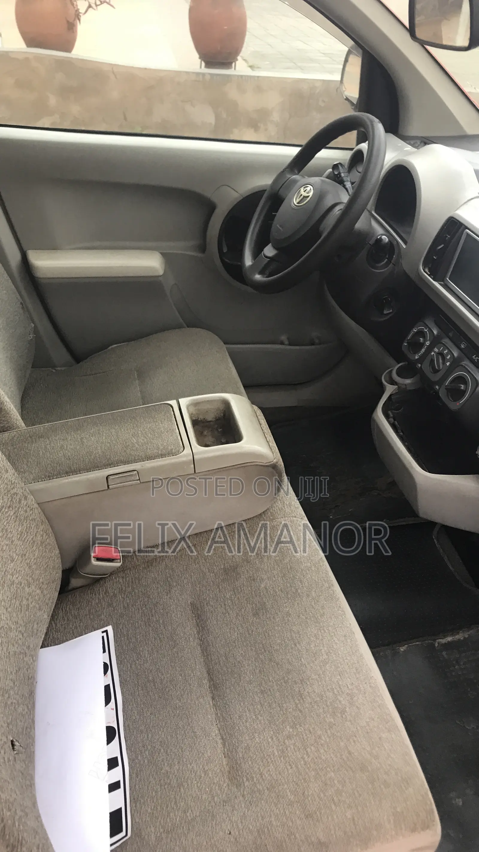 Toyota Passo 1.0 FWD 2011 Red