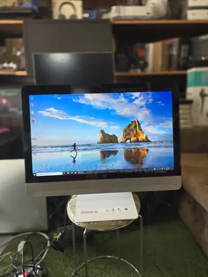 Desktop Computer HP Pavilion 24 8GB Intel Core i7 SSD 256GB