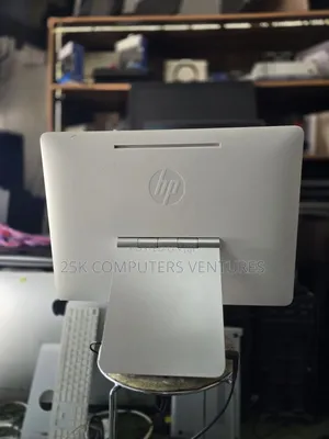 Desktop Computer HP Pavilion 24 8GB Intel Core i7 SSD 256GB