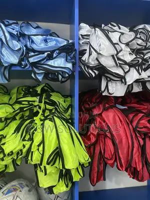 Football Training Bibs, High Quality Mesh Sports Bibs for Teams