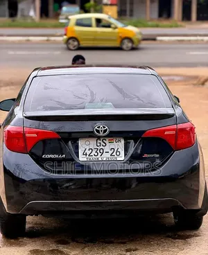 Toyota Corolla 2016 Black