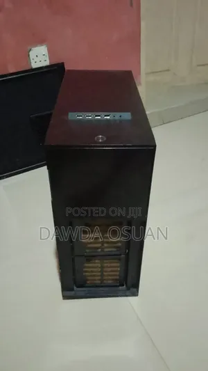 Desktop Computer Asus ROG G20CB 24GB Intel Core i7 HDD+SSD 5T