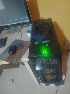 Desktop Computer Asus ROG G20CB 24GB Intel Core i7 HDD+SSD 5T