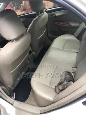 Toyota Corolla 2013 White