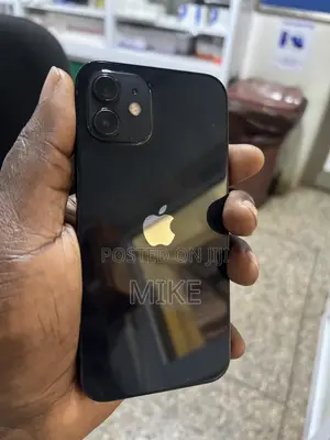 Apple iPhone 12 64 GB Black