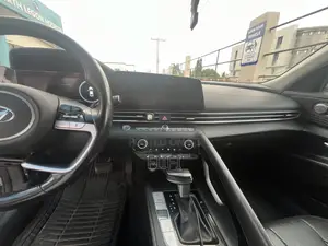 Hyundai Elantra 2021 Gray
