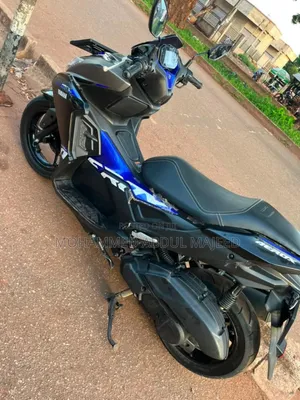 Yamaha 2025 Purple