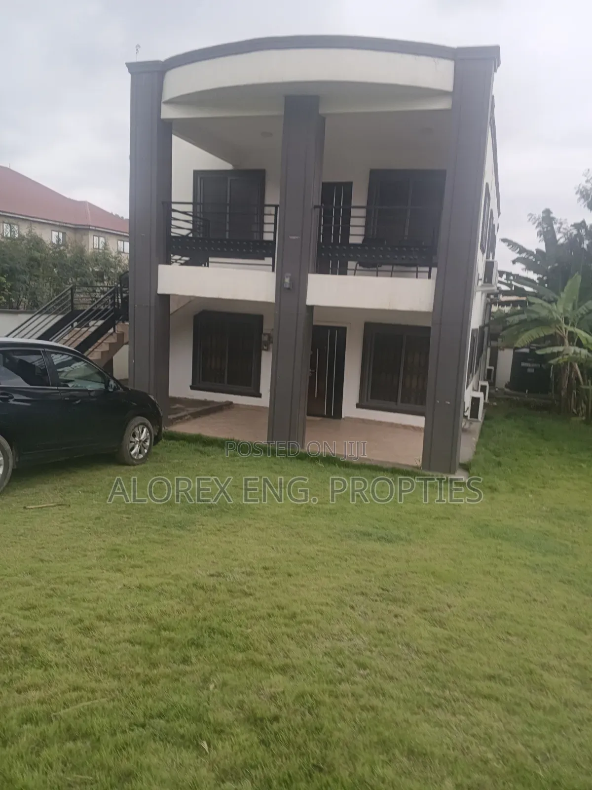 Furnished 3bdrm Apartment in $120 Daily, Oyarifa Mall Area for rent