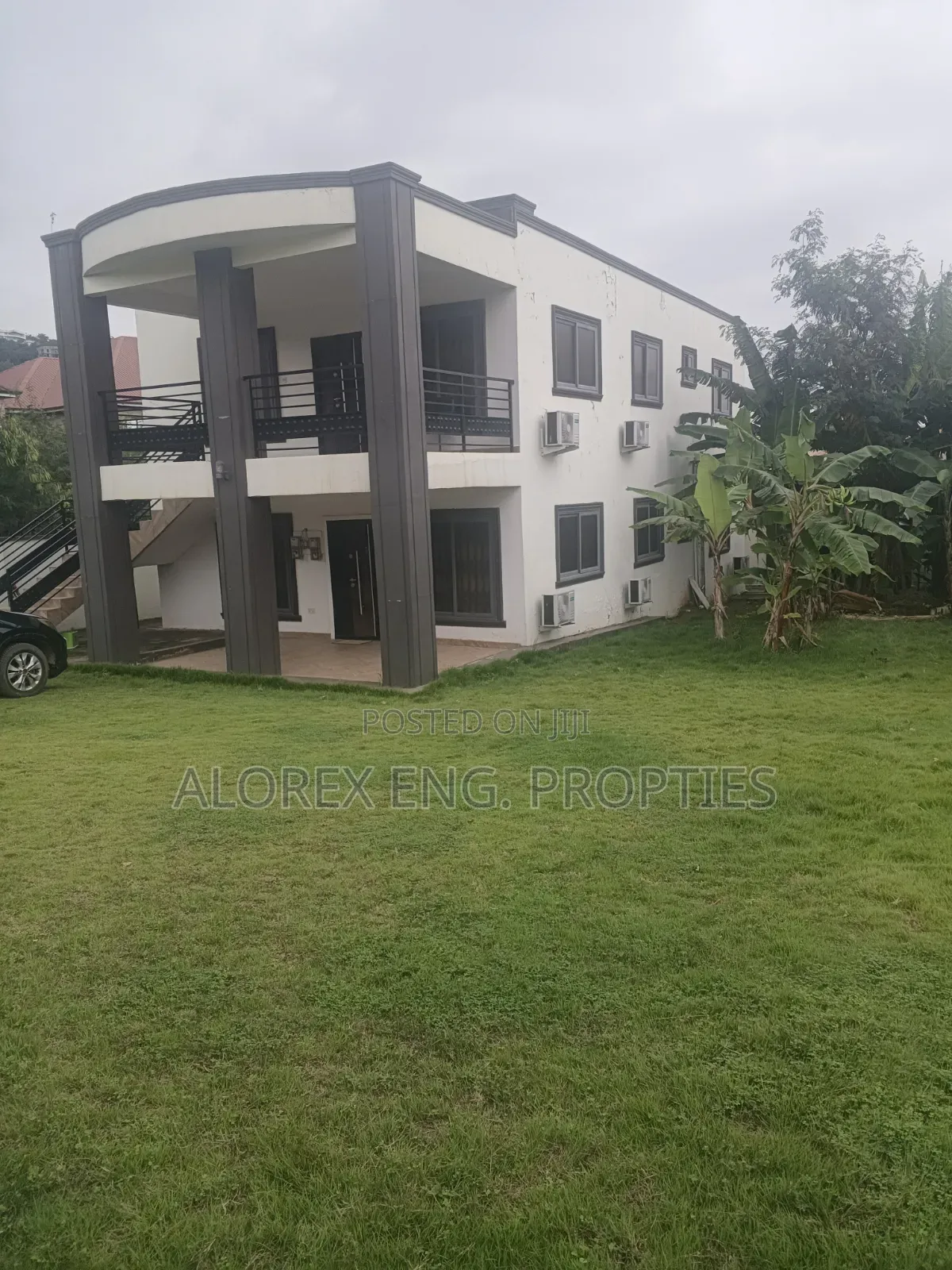 Furnished 3bdrm Apartment in $120 Daily, Oyarifa Mall Area for rent