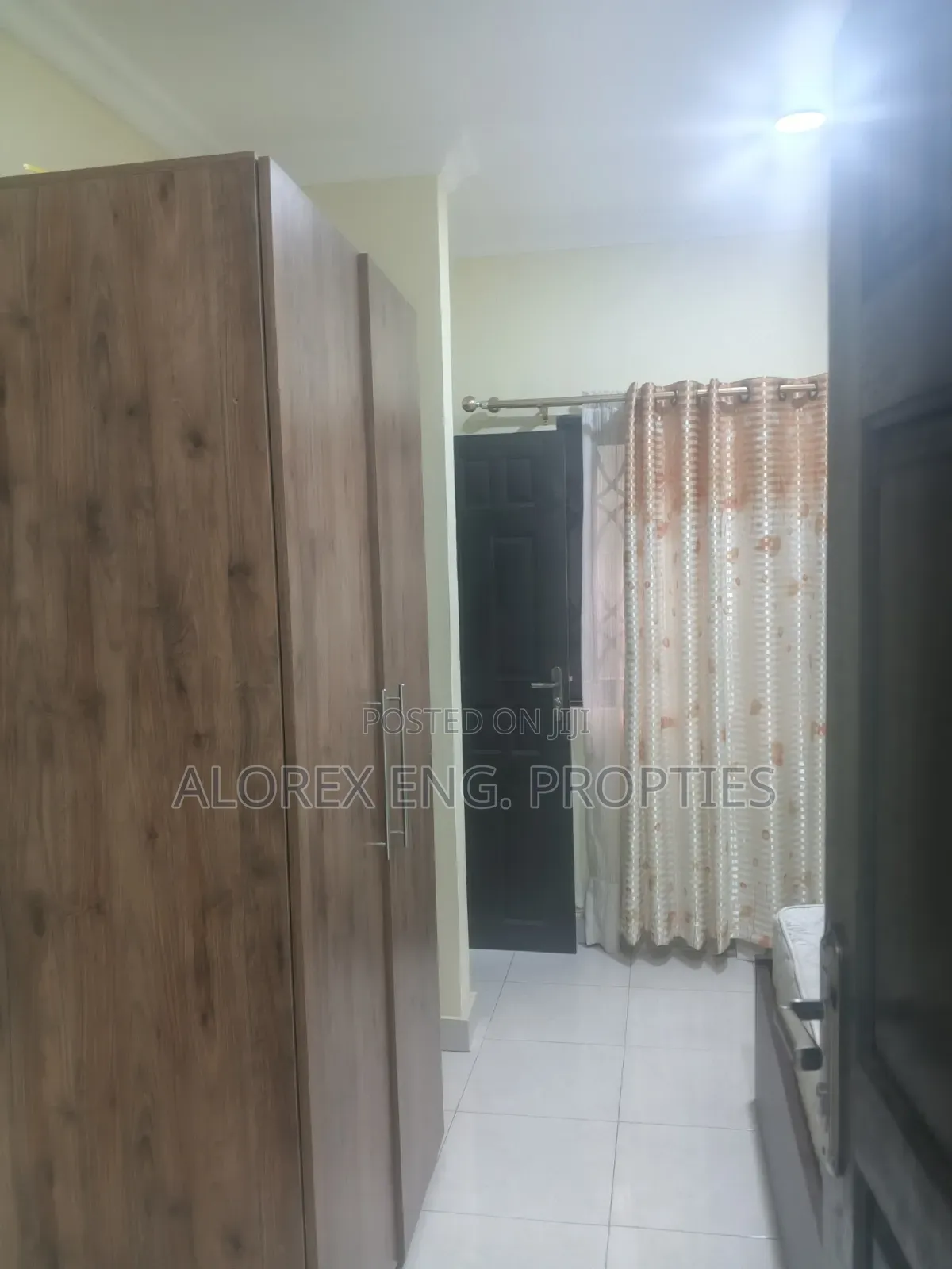 Furnished 3bdrm Apartment in $120 Daily, Oyarifa Mall Area for rent