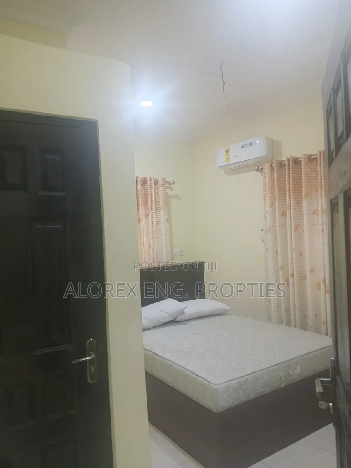 Furnished 3bdrm Apartment in $120 Daily, Oyarifa Mall Area for rent