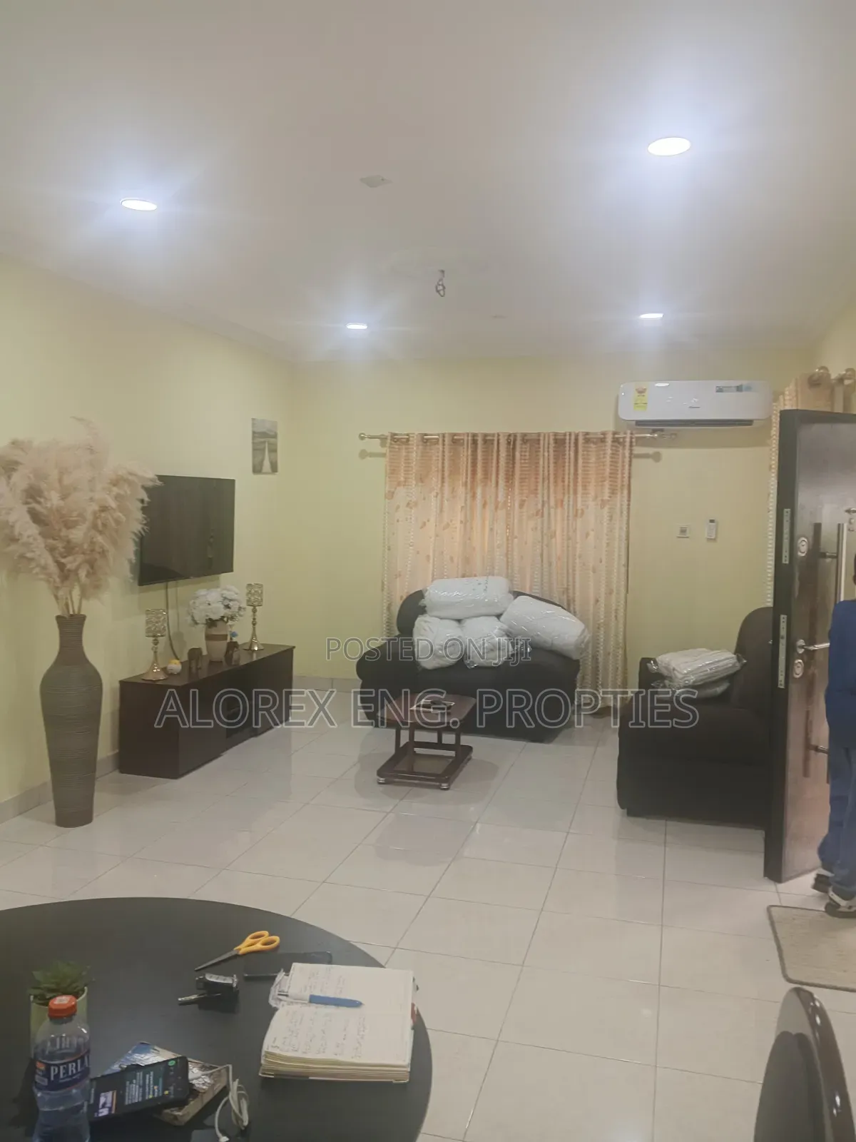 Furnished 3bdrm Apartment in $120 Daily, Oyarifa Mall Area for rent
