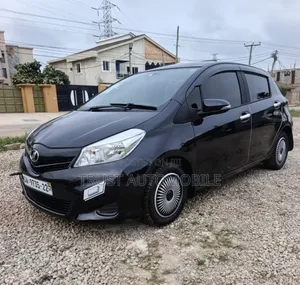 Toyota Vitz 2012 Black
