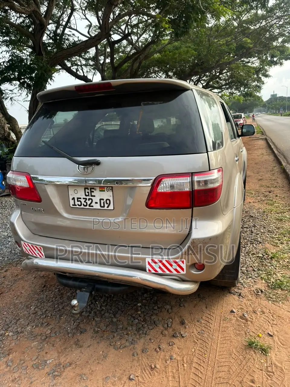 Toyota Fortuner 2009 Gold