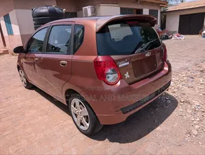 Chevrolet Aveo 2011 Brown