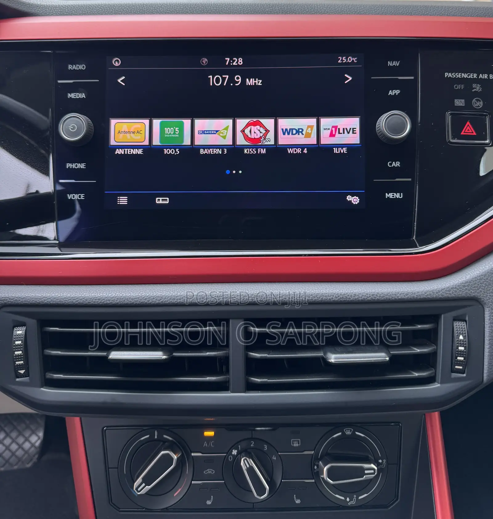 Volkswagen Polo 2019 Black