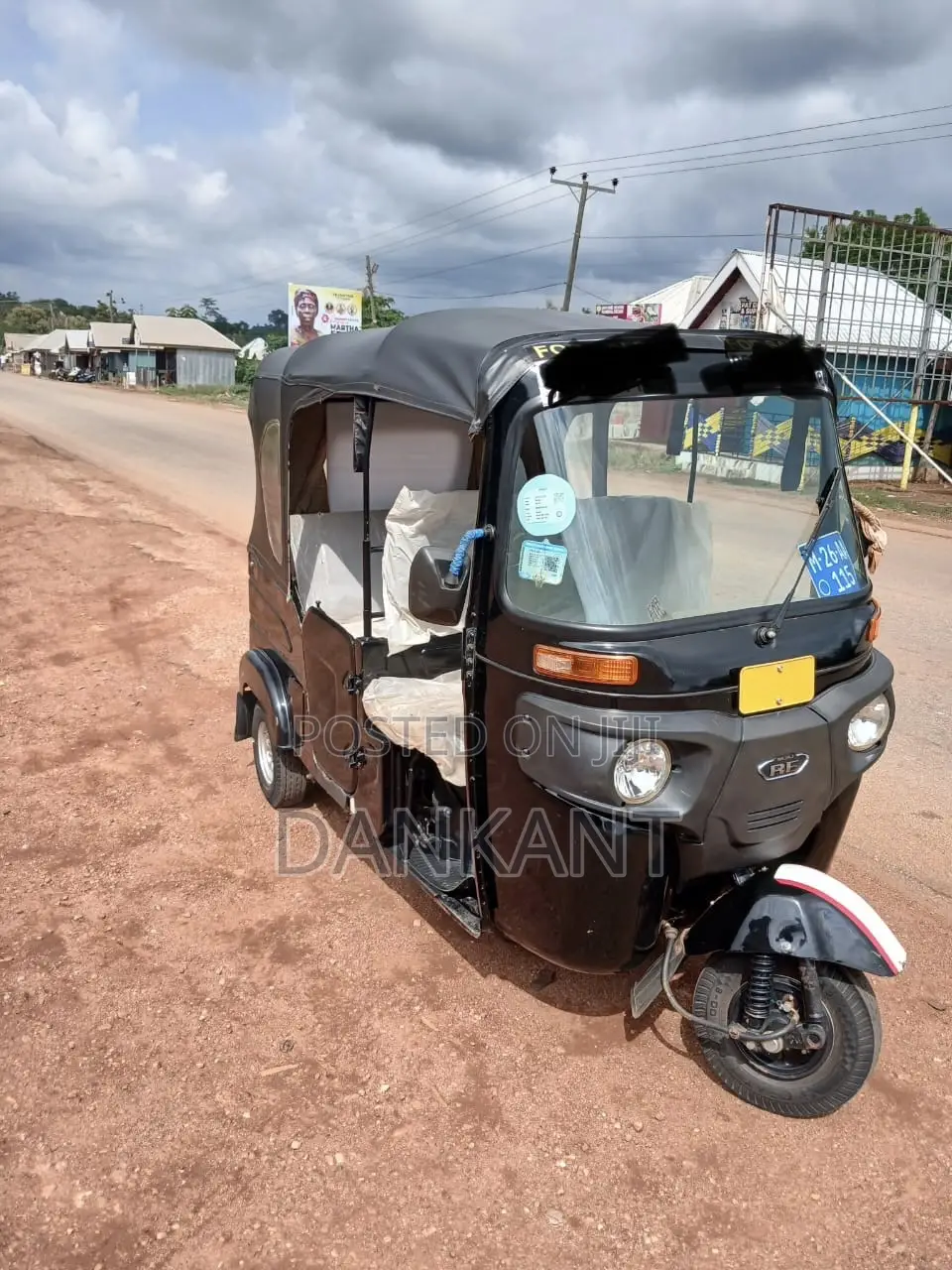 Bajaj RE 2026 Black