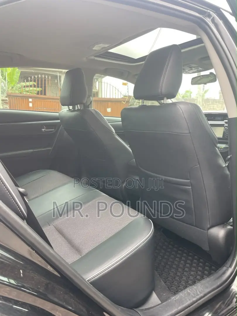 Toyota Corolla 2016 Black