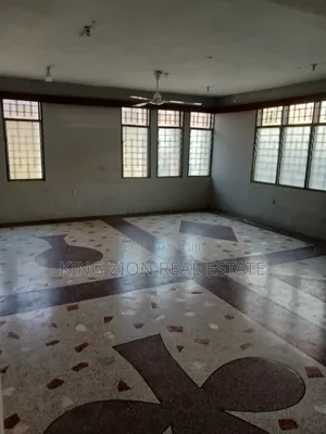 4bdrm Apartment in Awoshie, Last Stop for rent