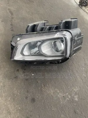 Hyundai Kona Head Light Set