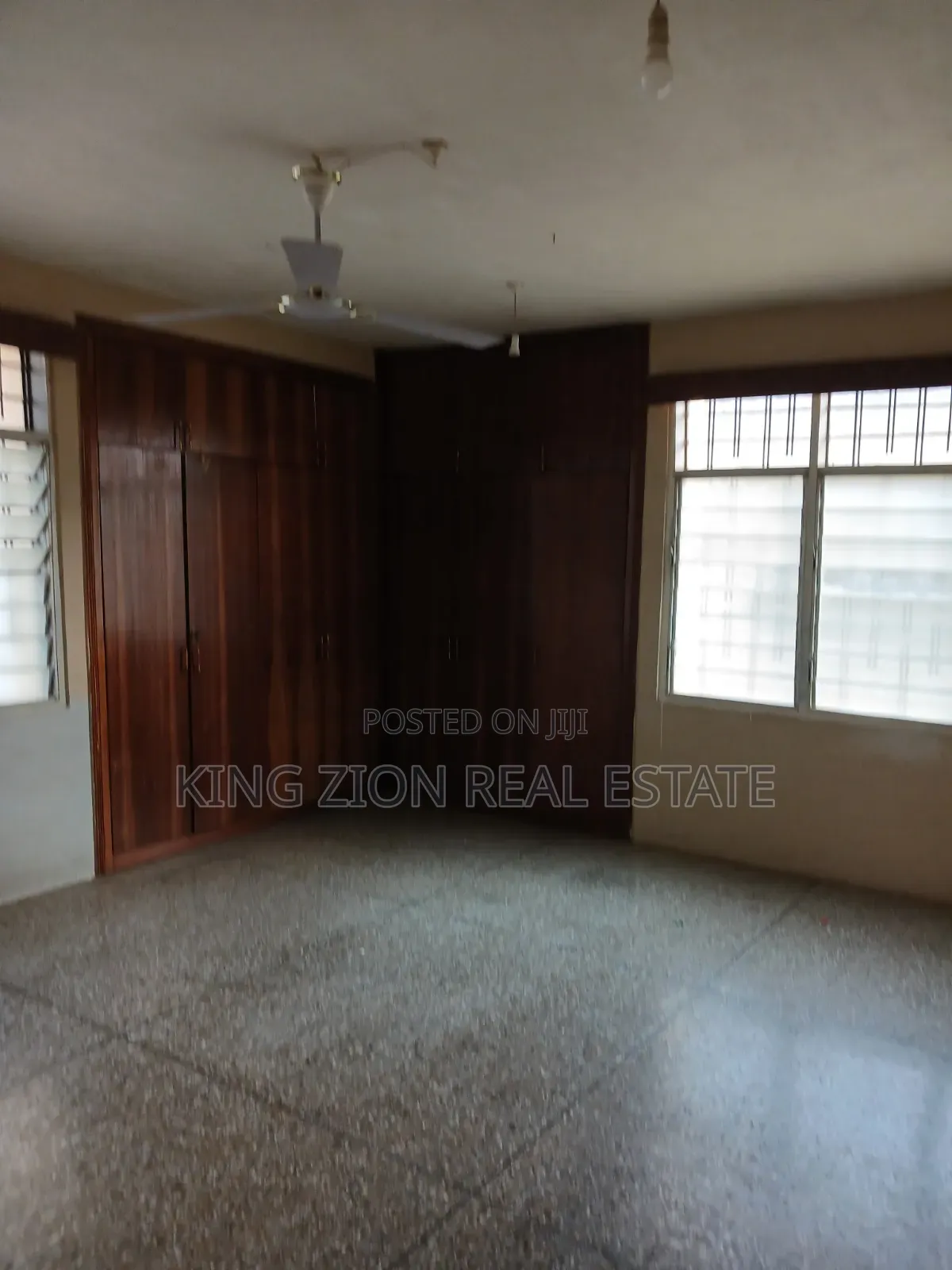 4bdrm Apartment in Awoshie, Last Stop for rent