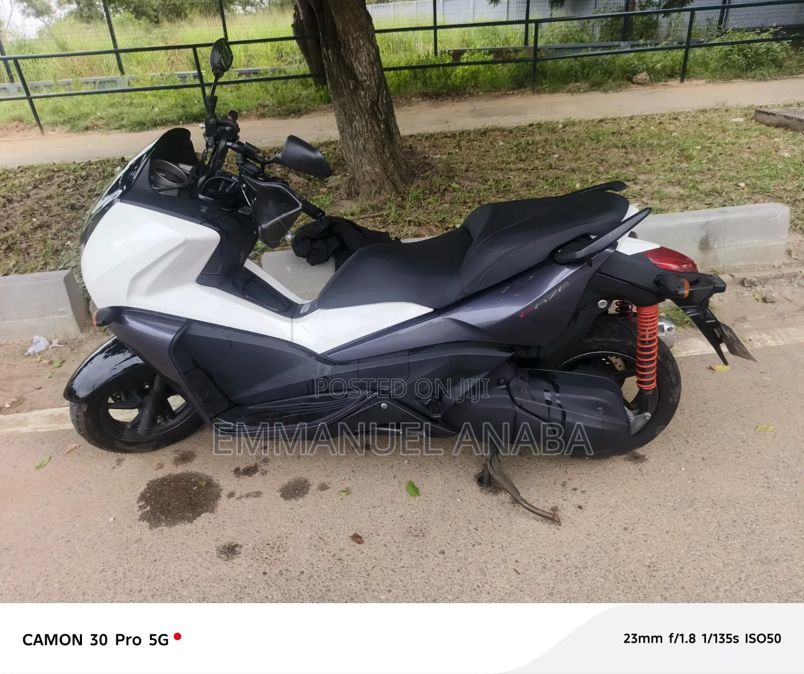 Honda 2012 Black