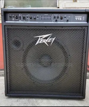 Peavey Bandit 115 Bass Combo Amplifier