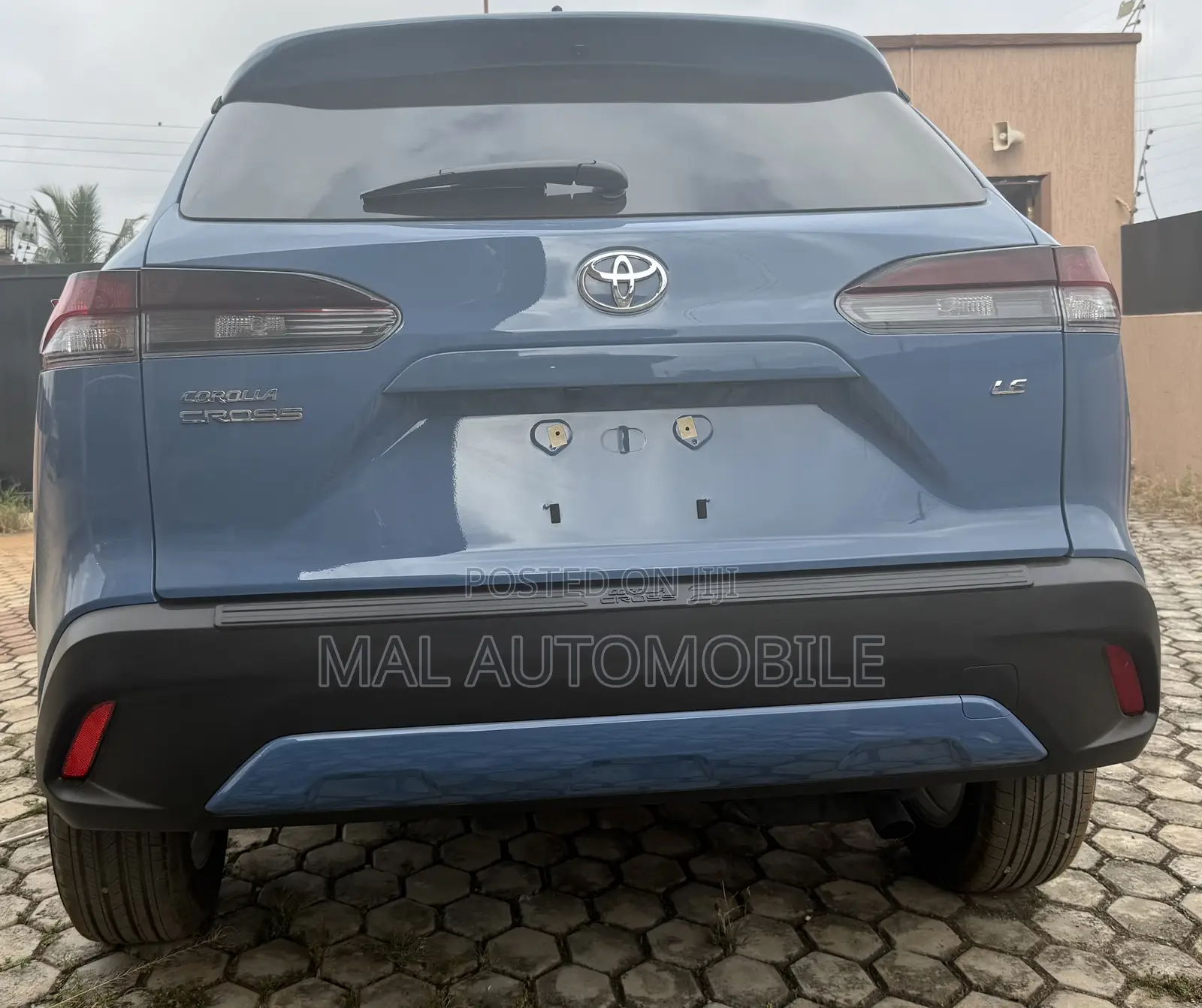 Toyota Corolla Cross LE 2026 Blue