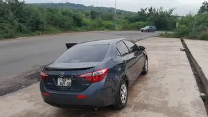 Toyota Corolla 2015 Black