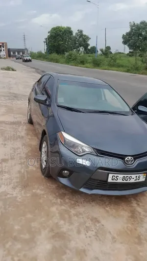 Toyota Corolla 2015 Black