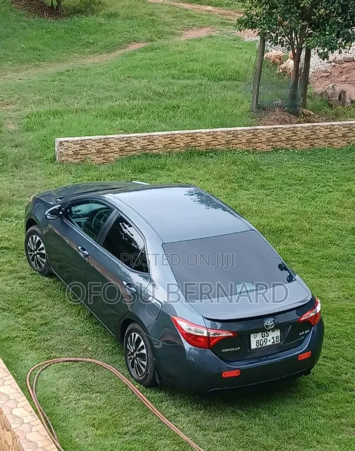 Toyota Corolla 2015 Black