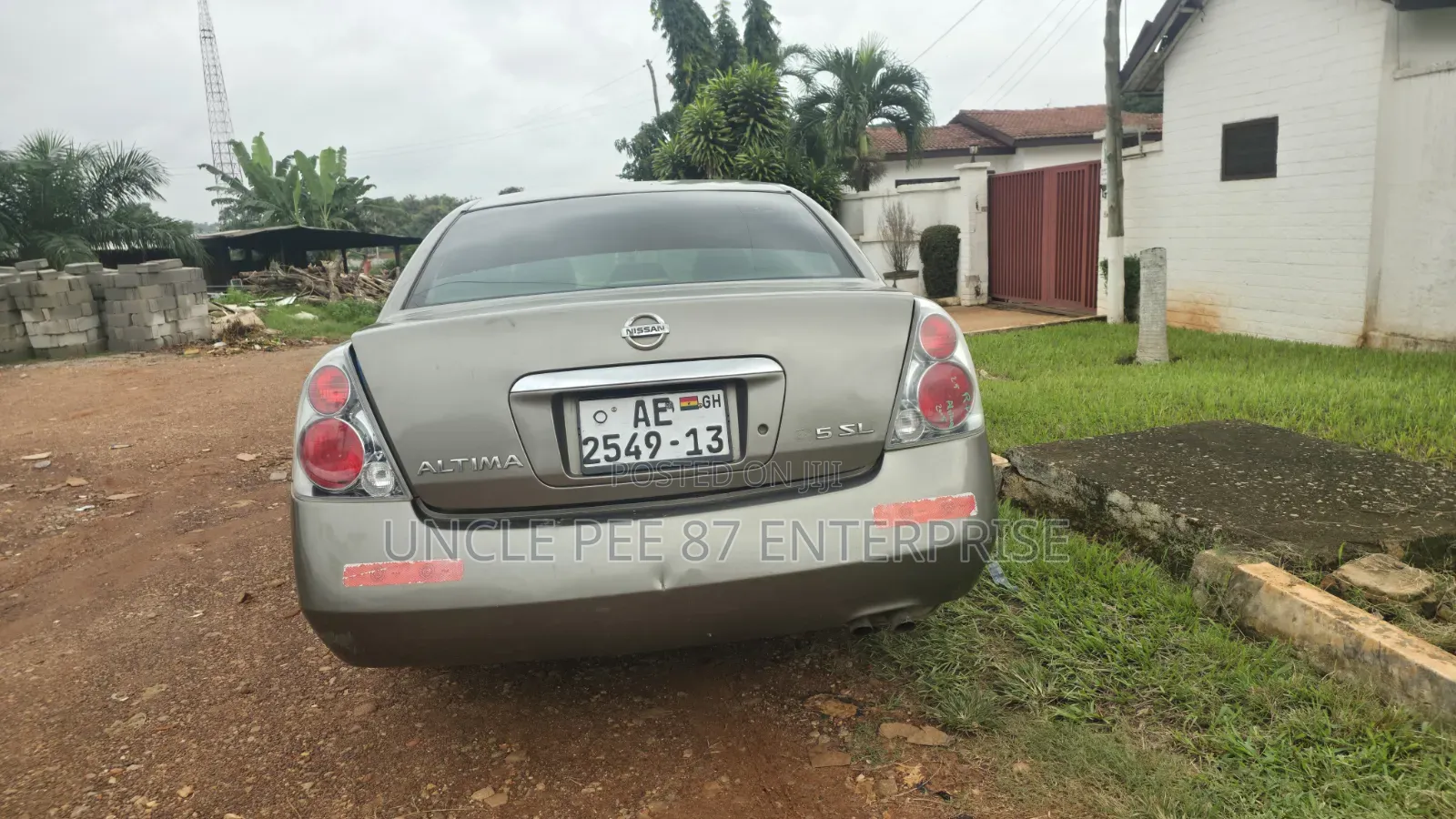 Nissan Altima 2010 Gray