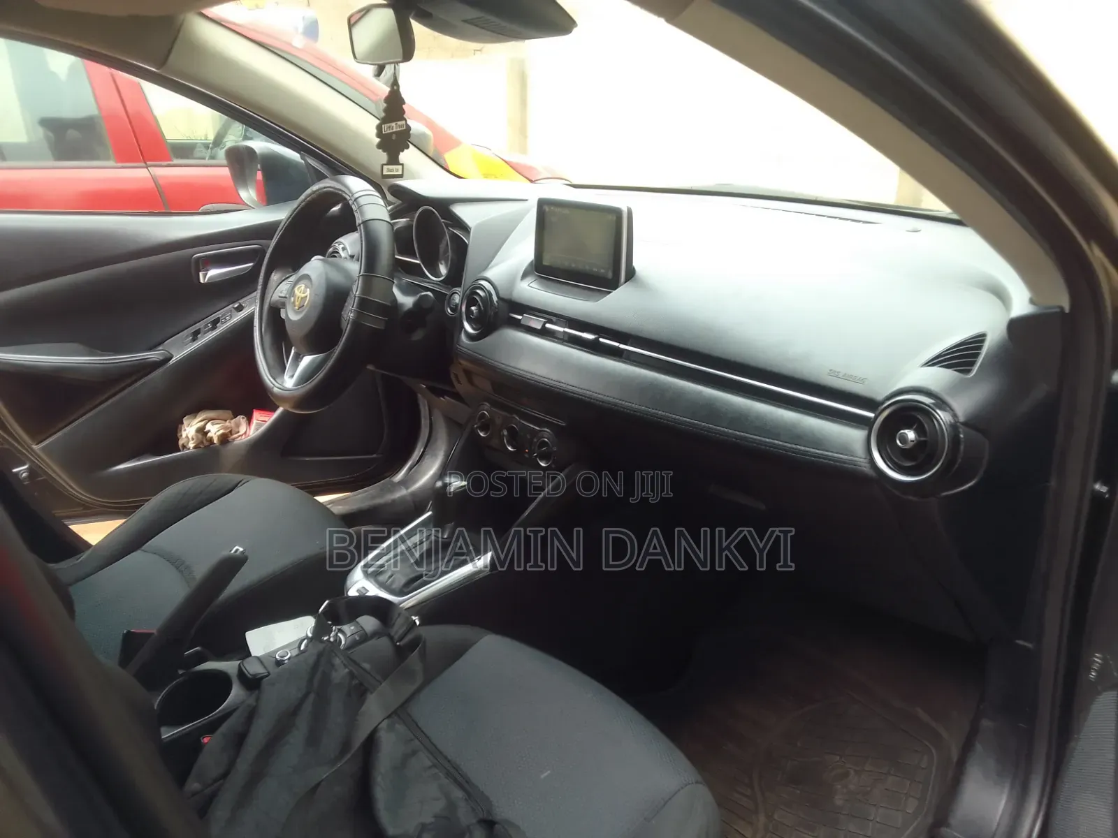 Toyota Yaris iA 1.5 FWD 2017 Black