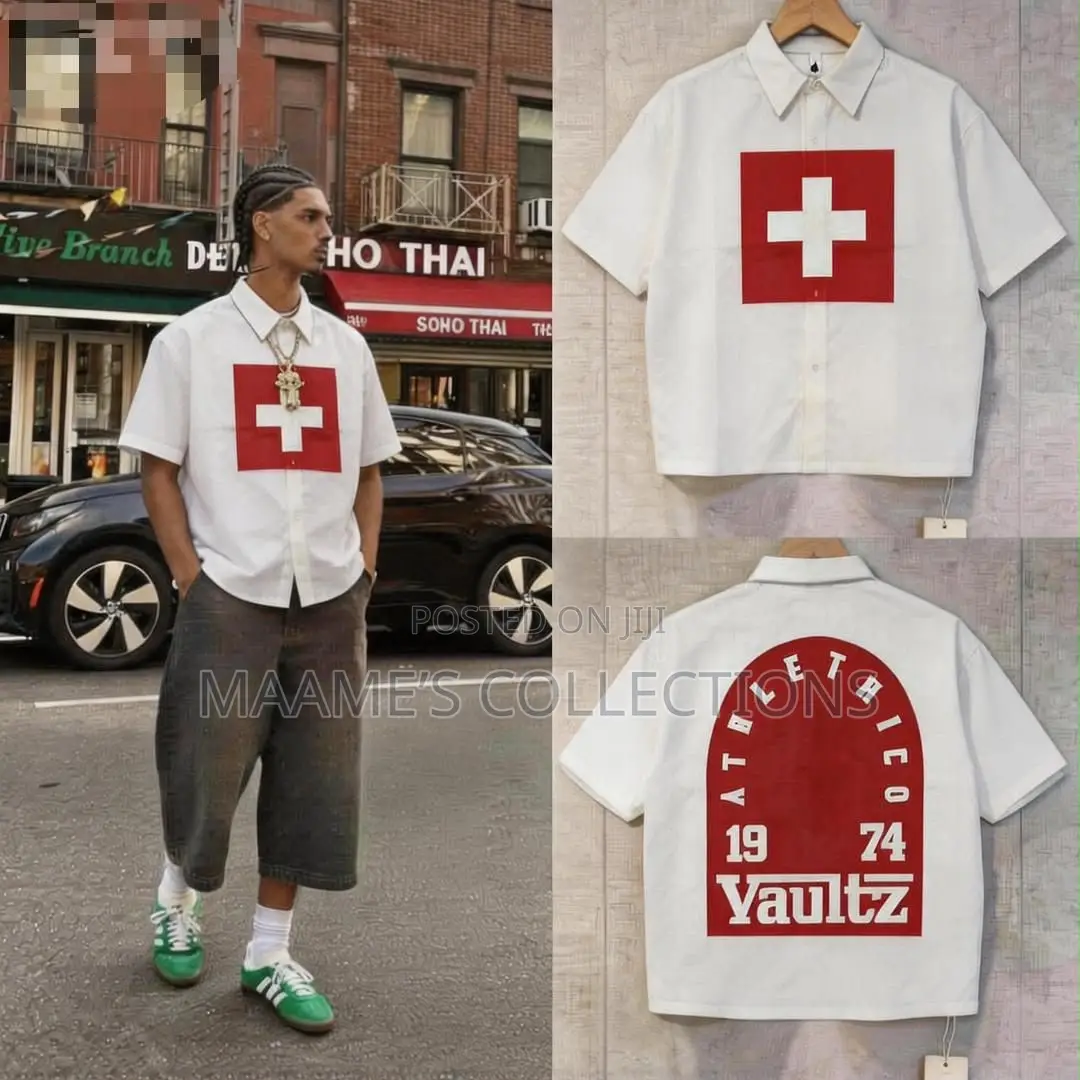 Men’s Graphic Short Sleeve Button-Up Shirt
