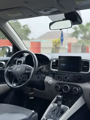 Hyundai Venue 2021 Blue
