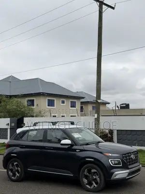 Hyundai Venue 2021 Blue