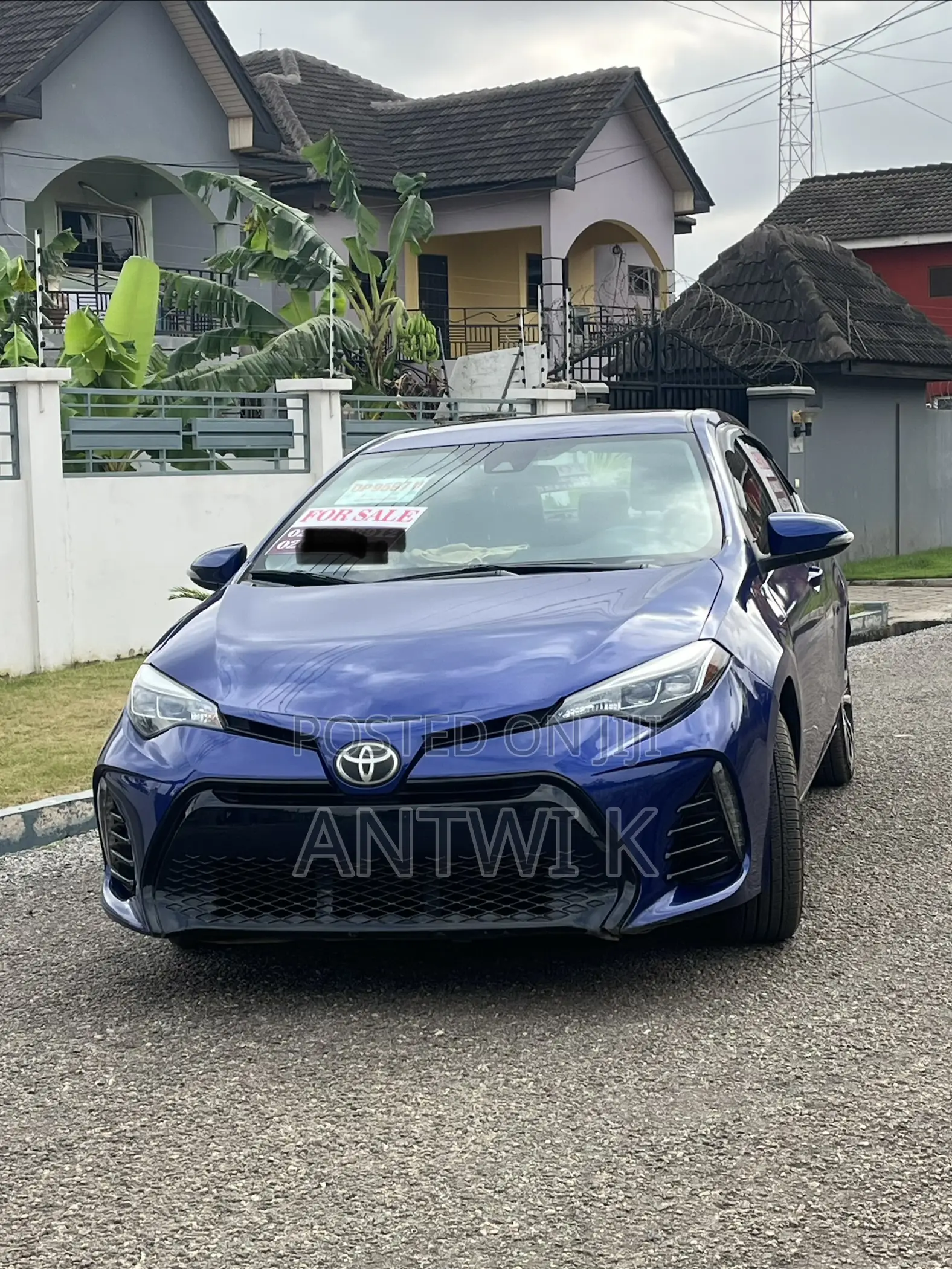 Toyota Corolla 2017 Blue
