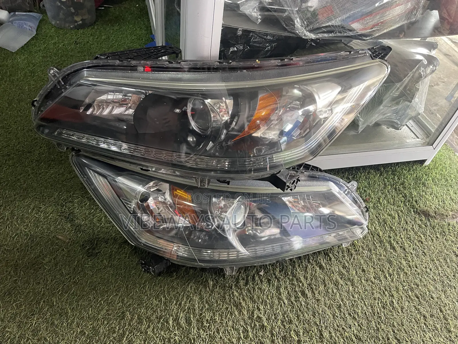 Honda Accord 2013-2015 Headlights Original Pair