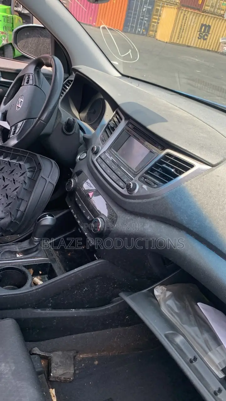 Hyundai Tucson 2017 Blue