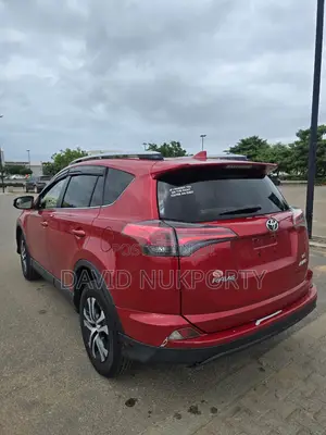 Toyota RAV4 2018 Red