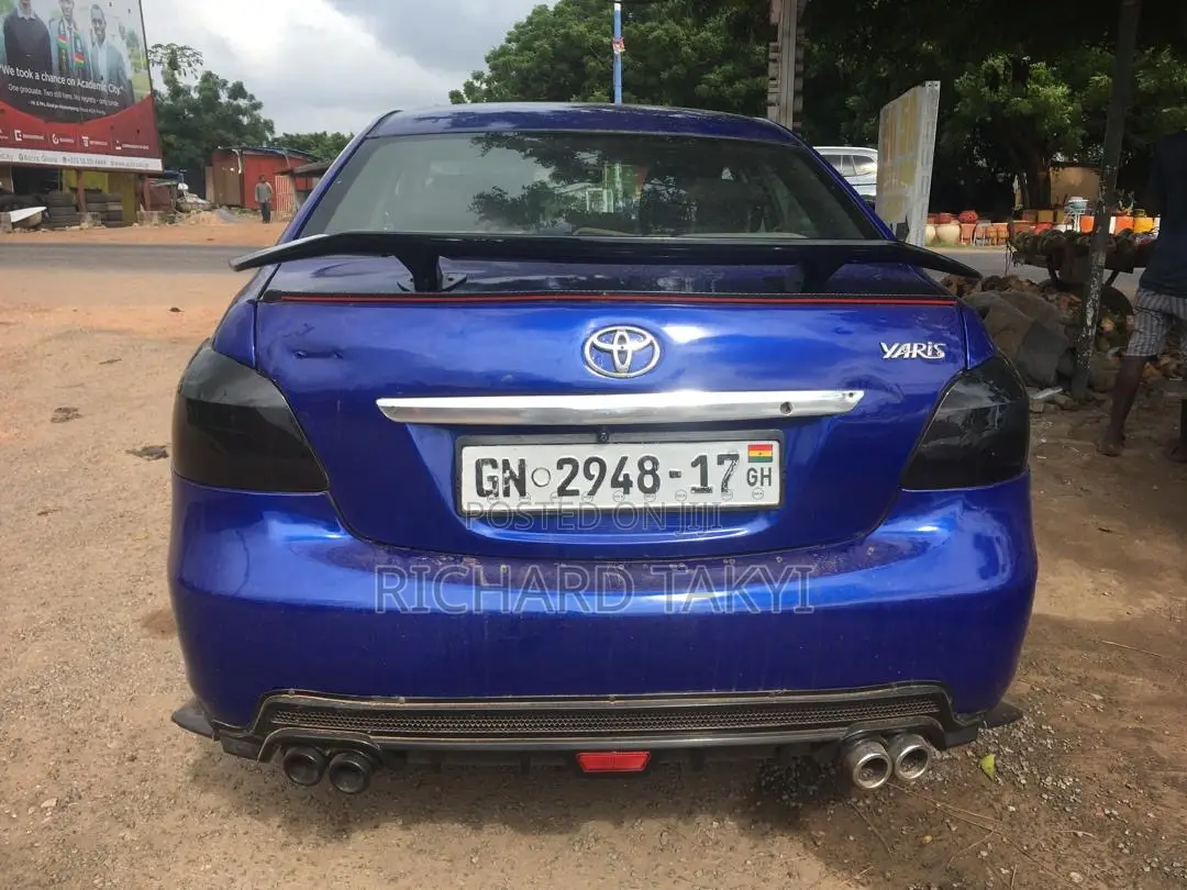 Toyota Yaris 1.5 Automatic 2009 Blue