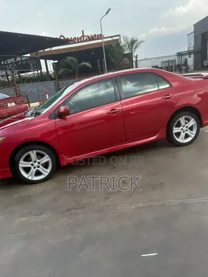 Toyota Corolla 2013 Red
