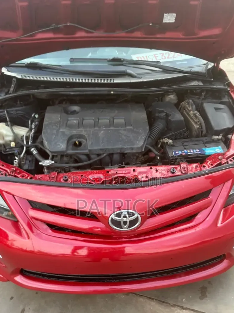 Toyota Corolla 2013 Red