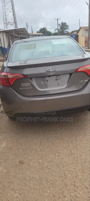 Toyota Corolla 2017 Beige