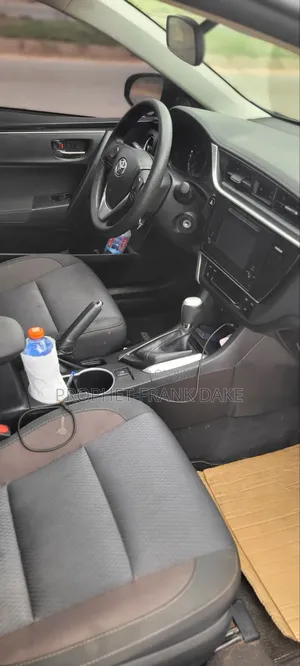 Toyota Corolla 2017 Beige
