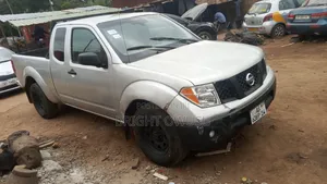 Nissan Frontier 2006 Silver
